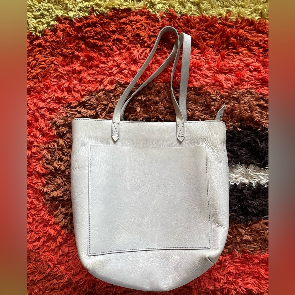 Vintage Madewell mini transport. As is.